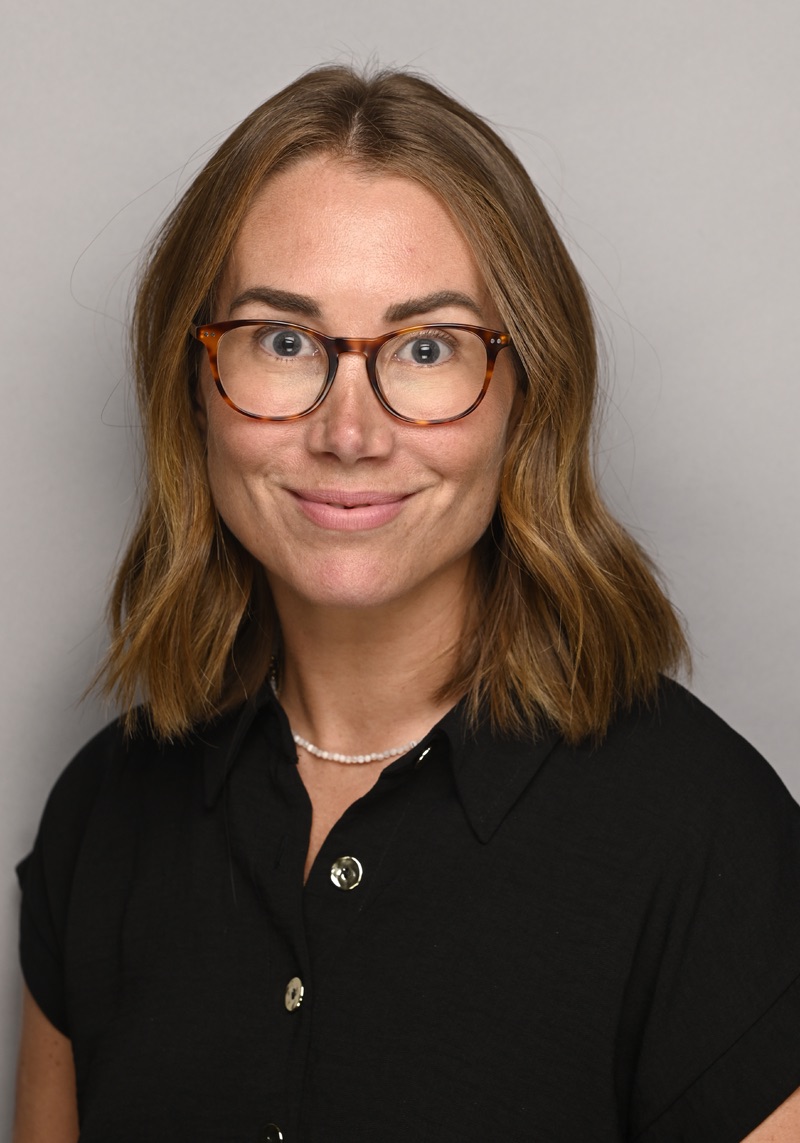 Sally Green.jpg